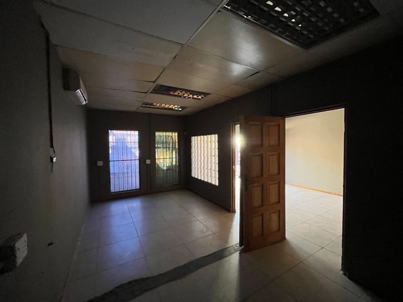 Warehouse For Sale on Soutter Street - Photo 5