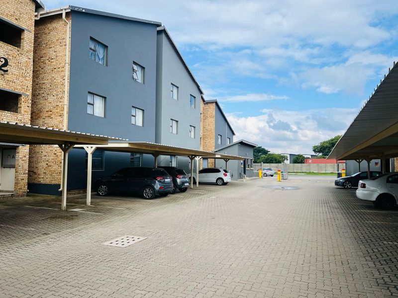 Modern 2-Bedroom 1 Bath Apartment to Rent - Photo 9