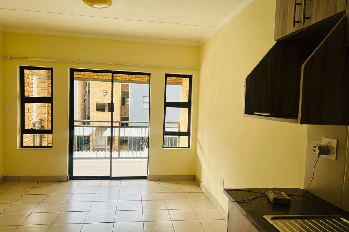 Modern 2-Bedroom 1 Bath Apartment to Rent - Photo 5