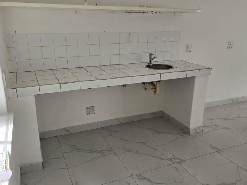 Cosy Edenvale Cottage for Rent - Photo 4