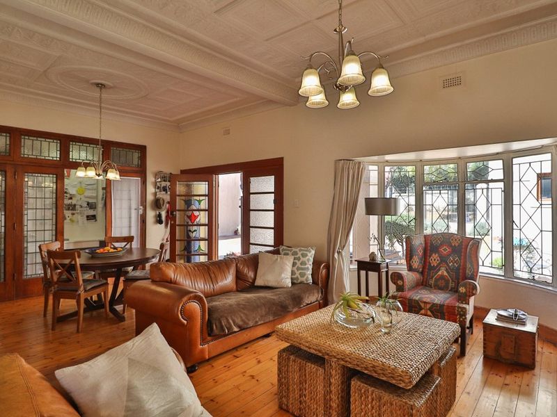 Stunning 3-Bedroom Home with Cottage & Multiple Erfs in Kensington - Photo 4