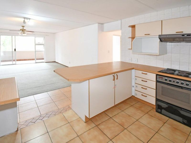 3 Bedroom for sale in the sought-after Marais Steyn Park.  - Photo 9