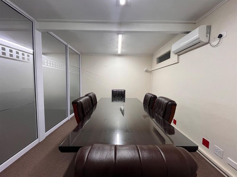 First Level Office Space To Let in the Commercially Vibrant Problem Mkhize Road - Photo 5