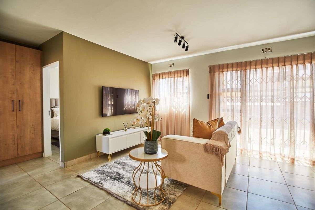 Now Selling: Contemporary Apartments at Orlando Towers - Photo 4