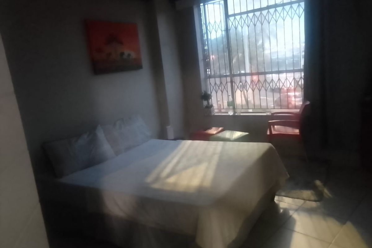 3 Bedrooms, 1 Bathroom Apartment For Sale In Durban Central, Durban - Photo 4