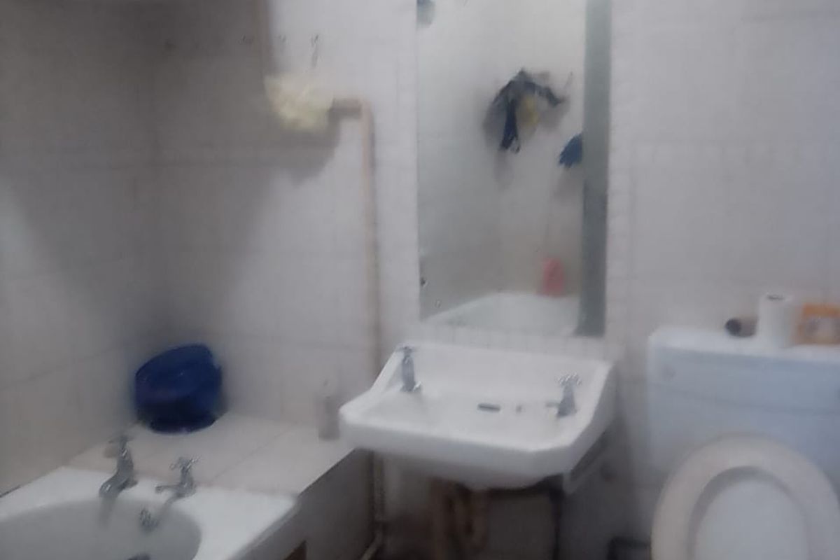 3 Bedrooms, 1 Bathroom Apartment For Sale In Durban Central, Durban - Photo 5