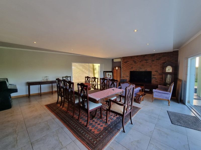 Discover Your Dream Coastal Retreat, 6 bedrooms and cottage - Photo 8