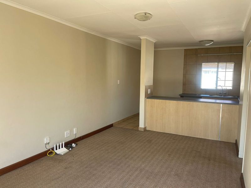 Elegant 1 Bedroom In a secure Estate  - Photo 6