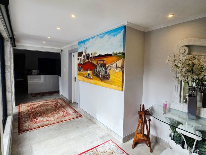 Dual Mandate...Six Bedroom En-Suite Masterpiece – A Fairytale Residence of Distinction in Prime Wilkoppies - Photo 6