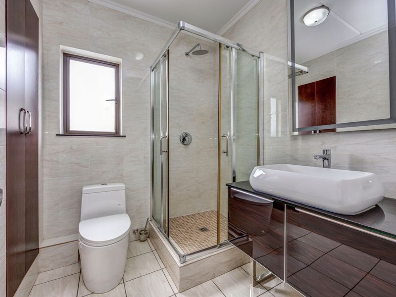 Modern 2 bedroom apartment in Craigavon. - Photo 9