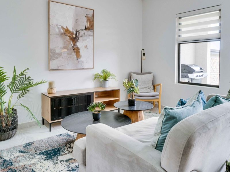 Stylish 2-Bedroom, 2-Bathroom Apartment to Rent in The Swallows Estate, Carlswald - Photo 10