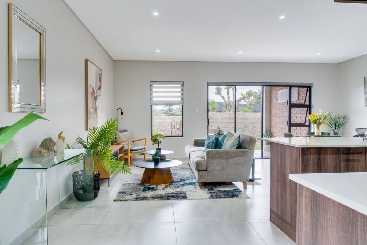 Stylish 2-Bedroom, 2-Bathroom Apartment to Rent in The Swallows Estate, Carlswald - Photo 3