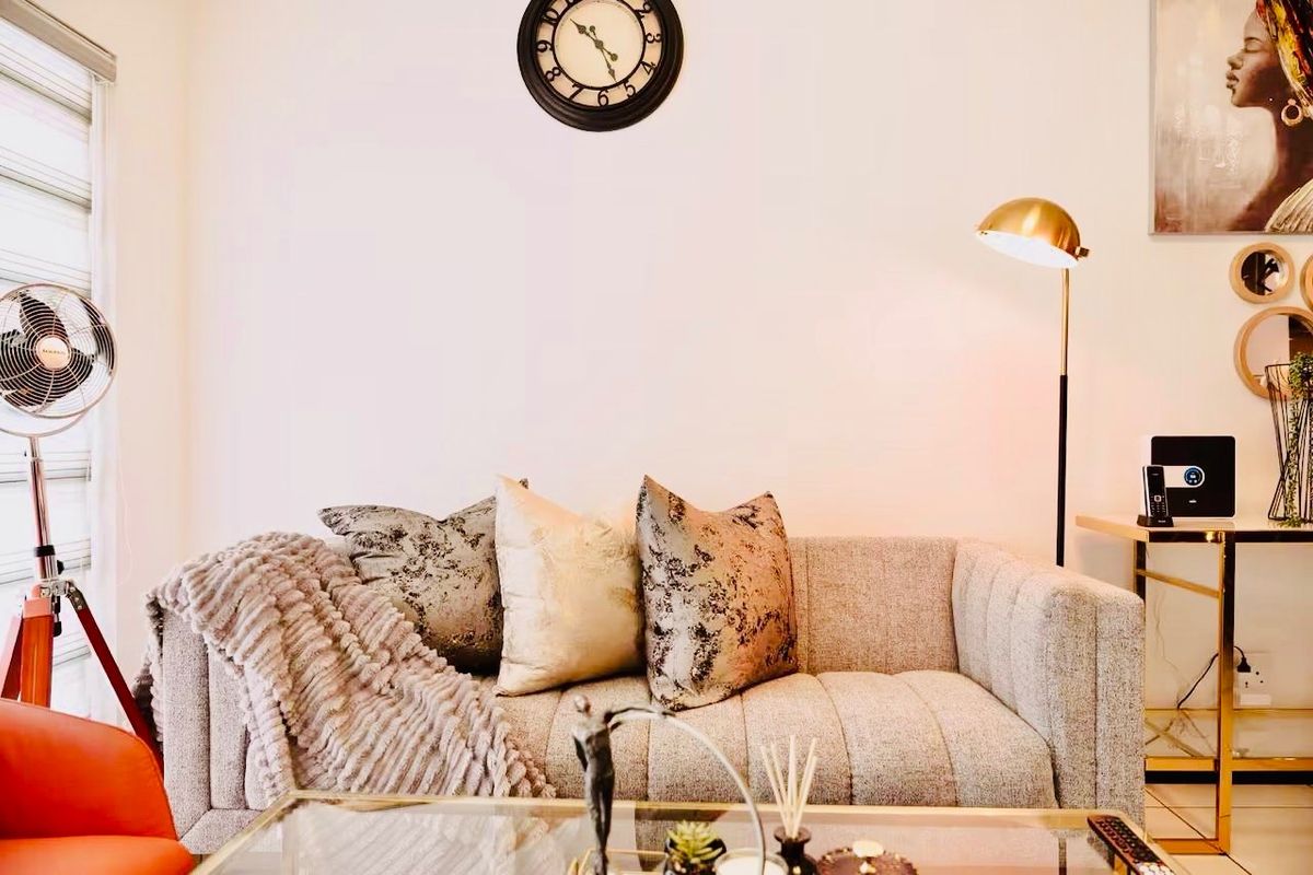 Modern 2 bedroom apartment in Fourways. - Photo 4