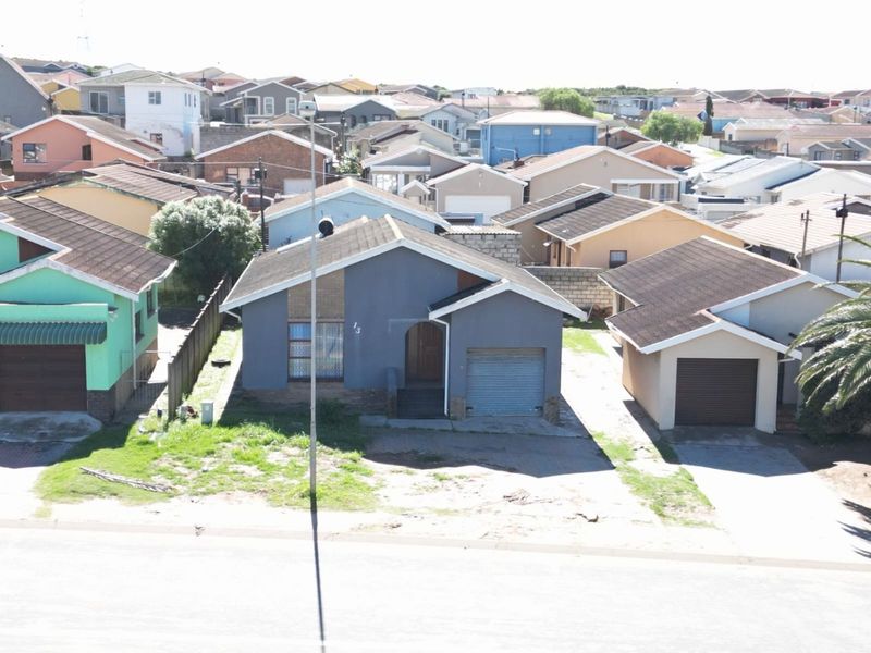 Well positioned family home  - Photo 2