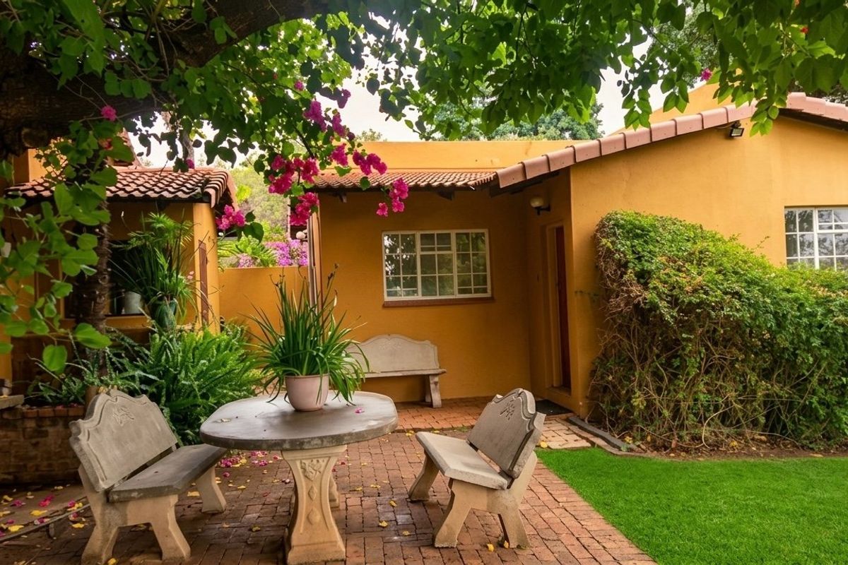 COTTAGE FOR RENT IN GLEN AUSTIN - Photo 3