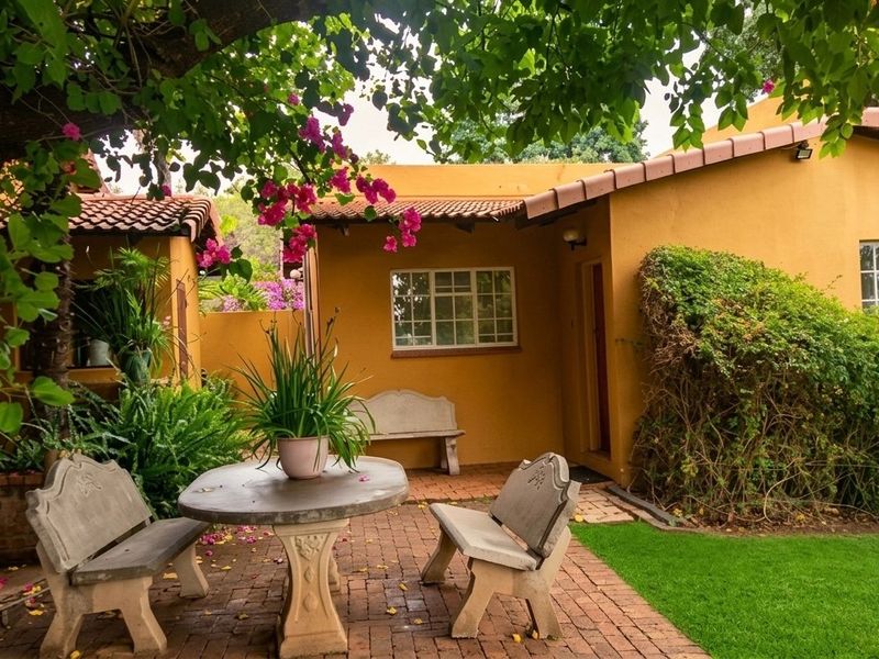 COTTAGE FOR RENT IN GLEN AUSTIN - Photo 3