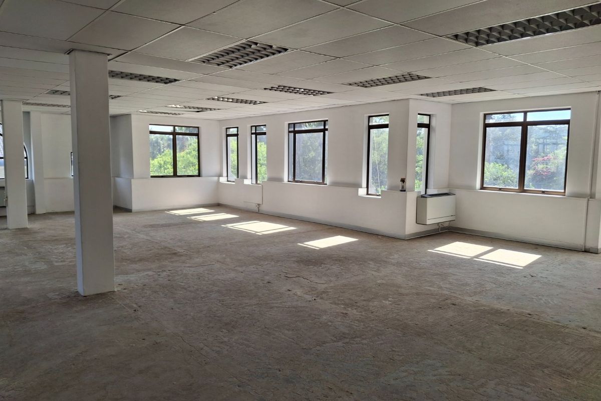 Prime Office Space In Hyde Park  - Photo 3
