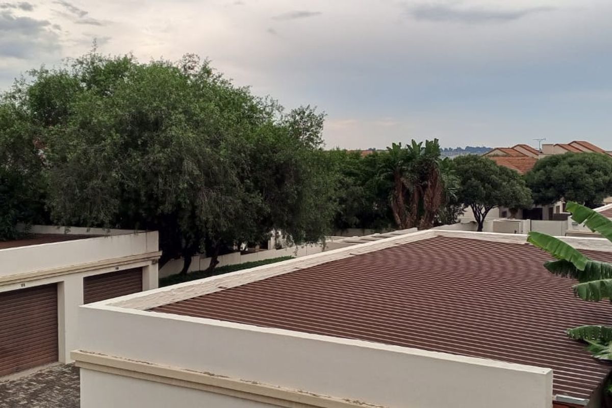 Elegant 3-Bedroom Home for Sale in Countryview Estates-Countryview - Photo 4