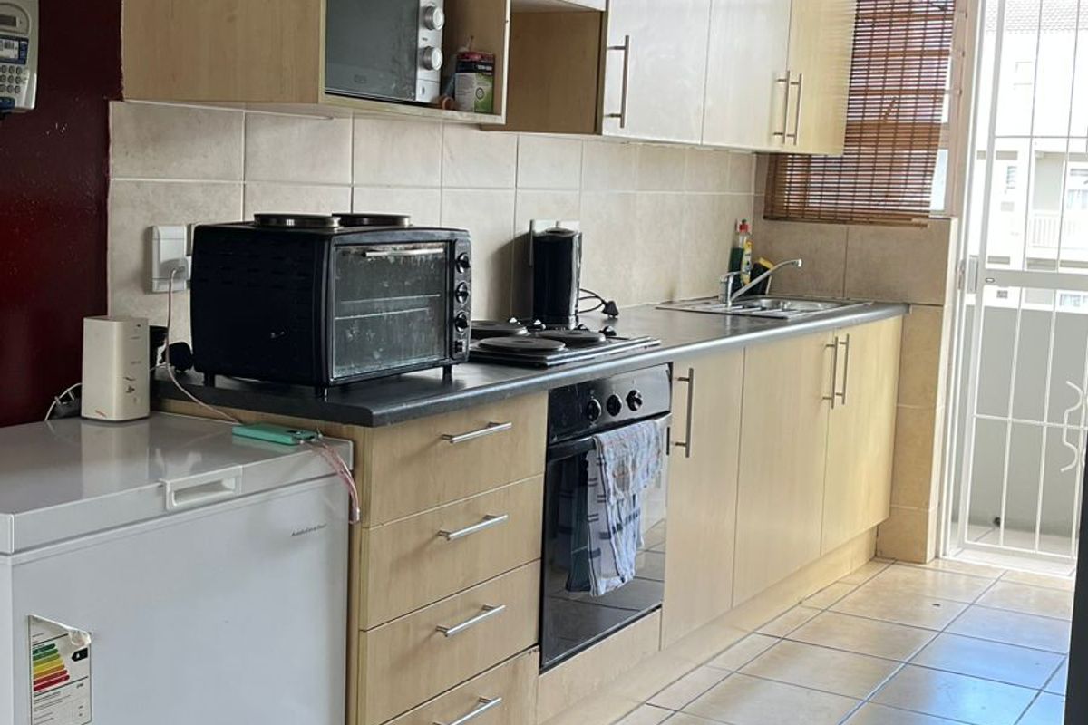 Well-Kept Fully Furnished 2-Bedroom Apartment to Rent in Belhar - Photo 2