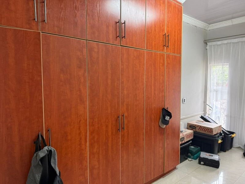 Classic Charm. Prime Bendor Living. - Photo 8