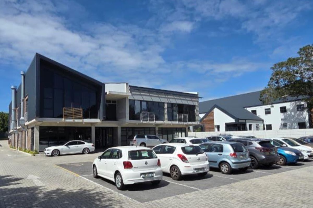 Prime Retail Space in Walmer - Photo 4