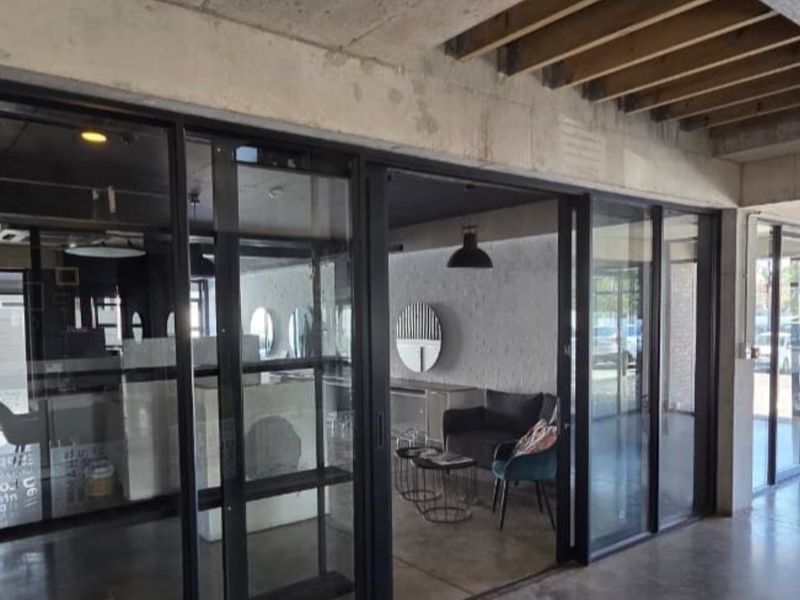 Prime Retail Space in Walmer - Photo 5