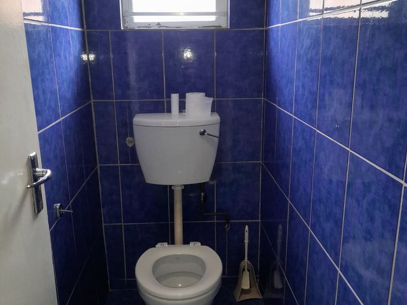 SPACIOUS FAMILY HOME. - Photo 10