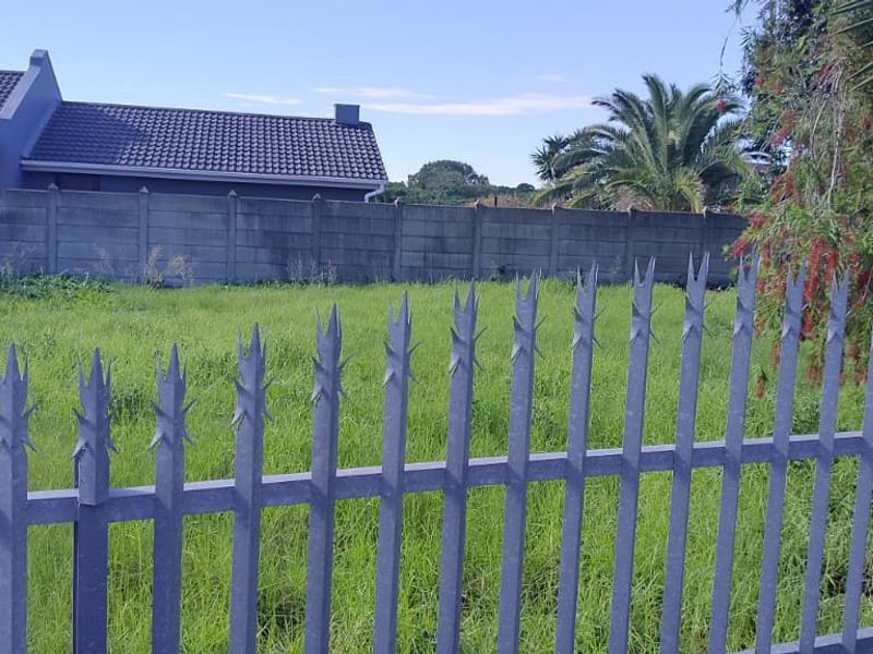 PLOT AND PLAN IN ASTON BAY - BARGAIN OF THE MONTH! - Photo 4