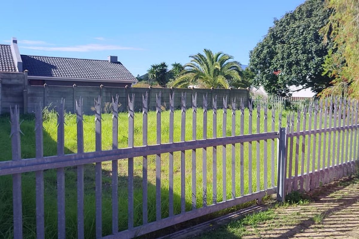 PLOT AND PLAN IN ASTON BAY - BARGAIN OF THE MONTH! - Photo 2