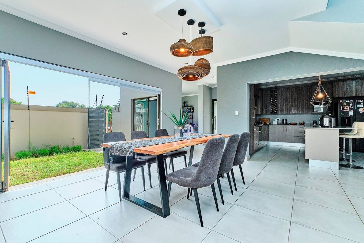 3 bedroom House for sale in Bryanston Sandton  - Photo 5