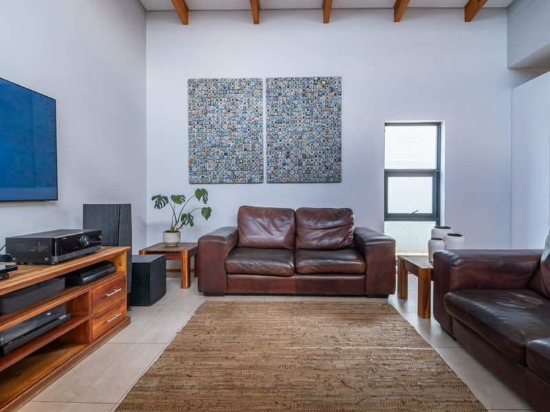 Modern 4 Bedroom Home with Solar & Heated Pool in Secure Swallow Hills Estate - Photo 6