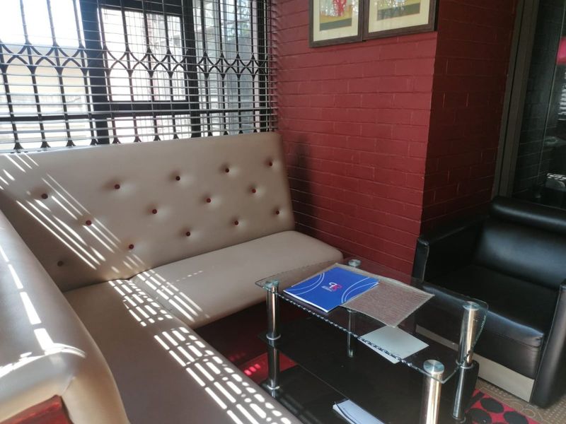 Family Home with Bonus Granny Flat – Great Value!  - Photo 5