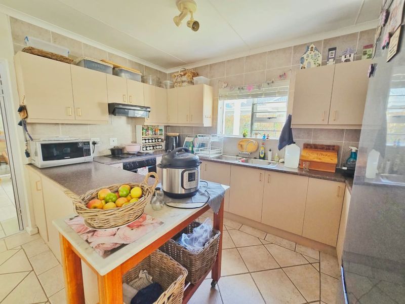 Lock up and go in Sought-After Montage Village - Photo 5
