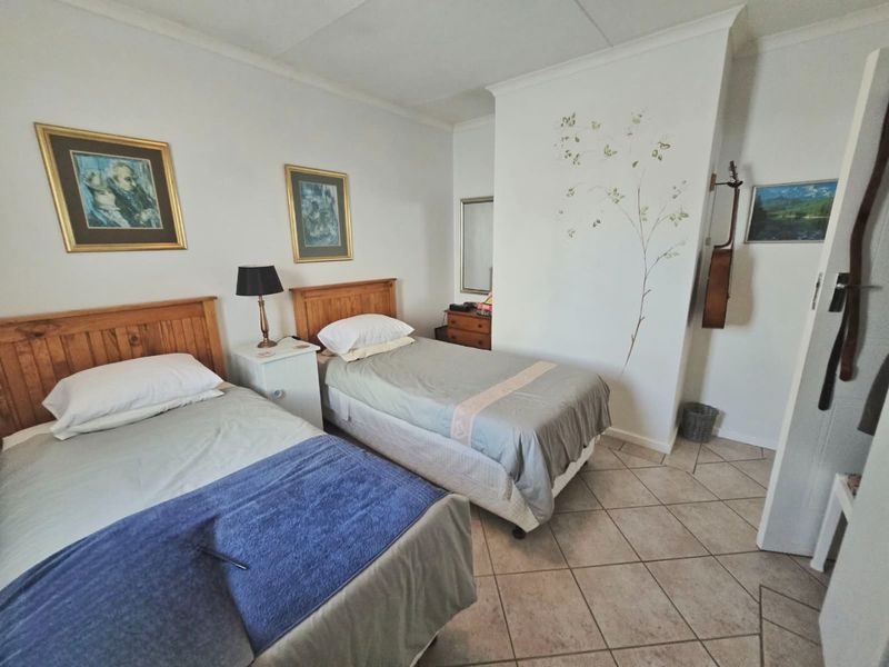 Lock up and go in Sought-After Montage Village - Photo 10