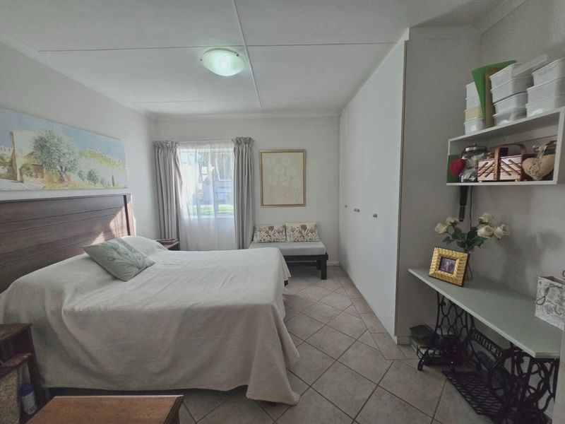 Lock up and go in Sought-After Montage Village - Photo 8