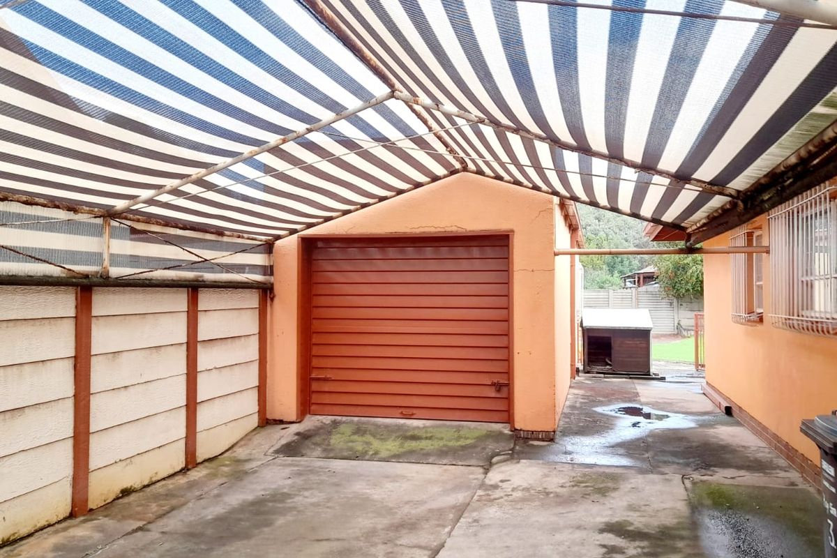 A beautifully maintained home in SE6 - Photo 2