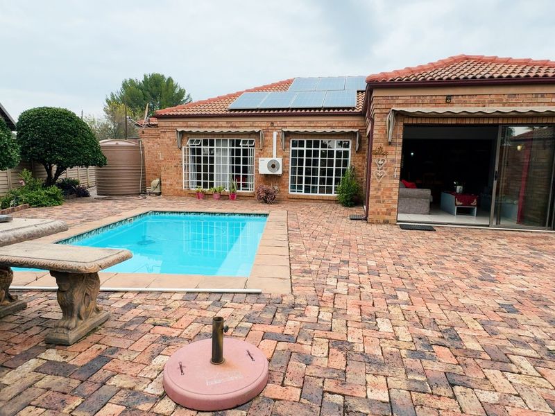 Premium Features Full Title in Three Rivers - Photo 3