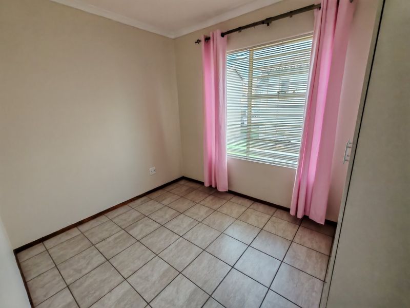 Modern 3-Bedroom Apartment with Enclosed Braai Patio to Rent in Terenure, Kempton Park - Photo 8