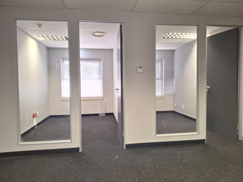 **Ideal step-up office space | Direct with landlord** - Photo 6
