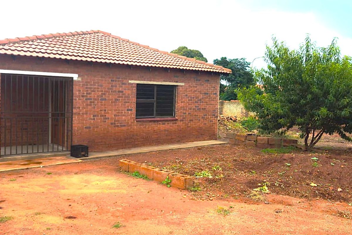 2 Bedroom Home, Brand New, Built on a Large plot - Photo 5