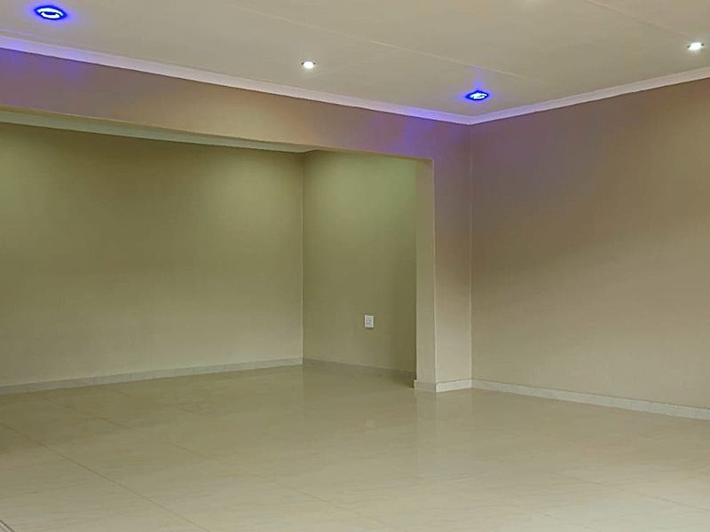 2 Bedroom Home, Brand New, Built on a Large plot - Photo 6