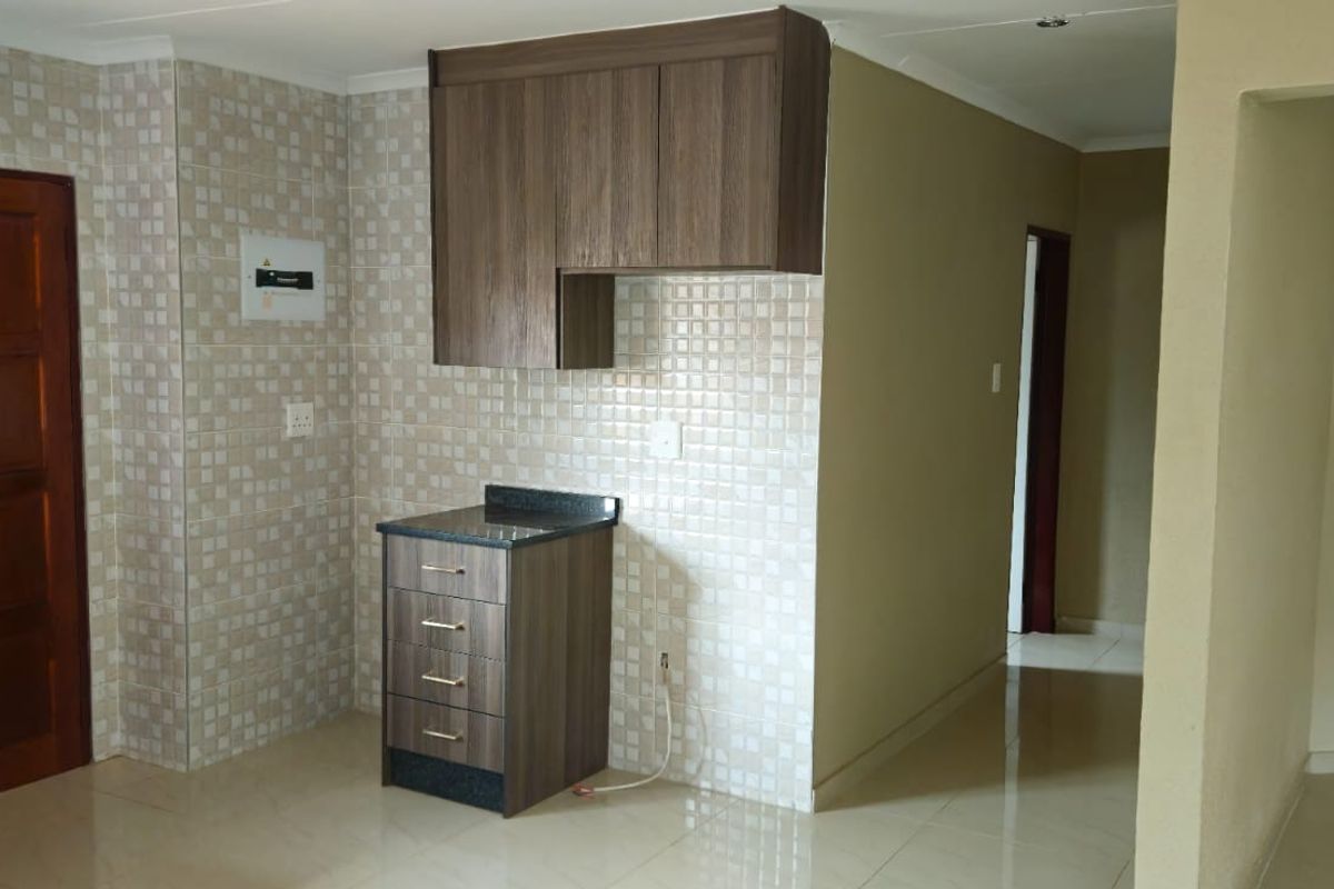 2 Bedroom Home, Brand New, Built on a Large plot - Photo 3