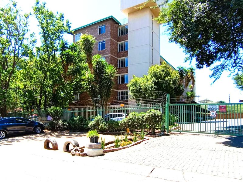 Charming 1 Bedroom Apartment for Sale in James Drive, Silverton – Perfect for First-Time Buyers or Investors - Photo 5