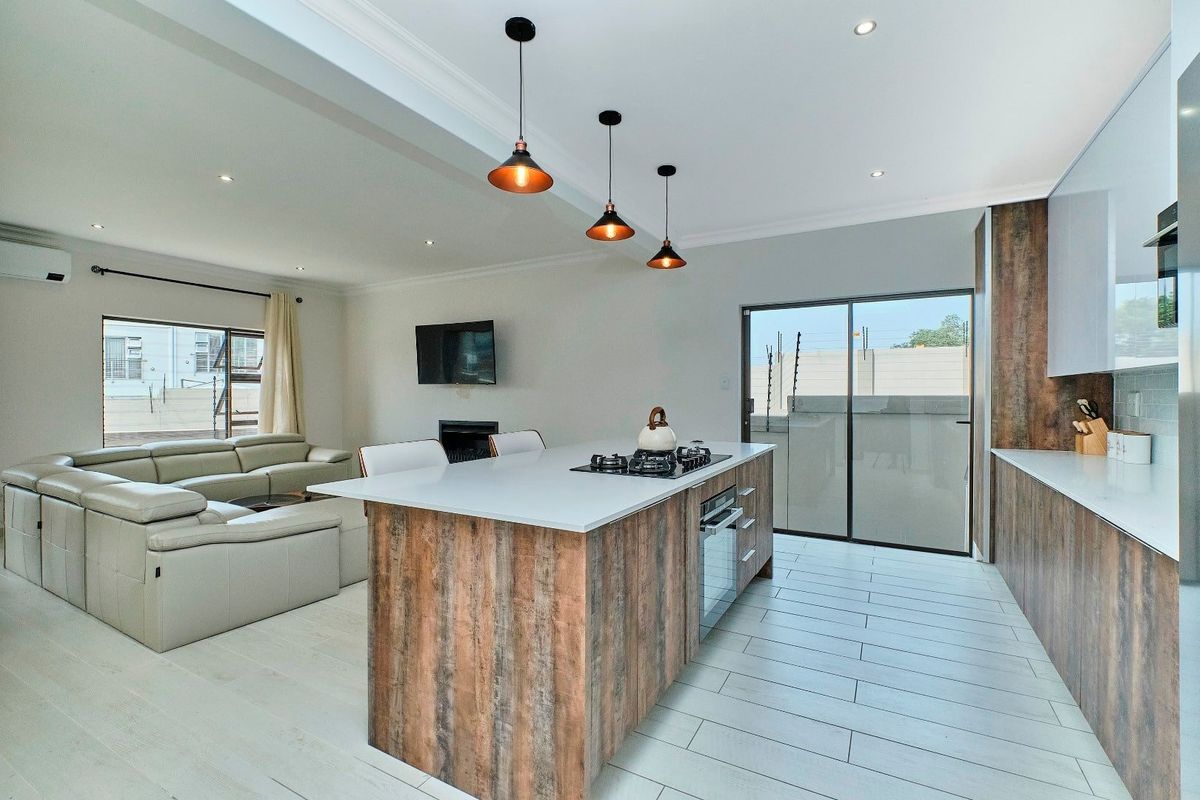 3 bedroom house for sale in Bryanston Sandton  - Photo 3