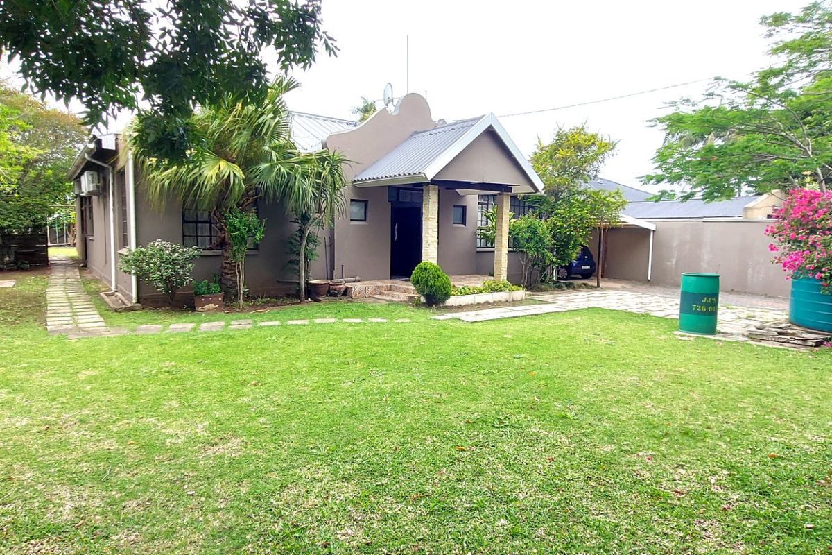 Spacious Family Home with Income Potential in the Heart of Vincent - Photo 2