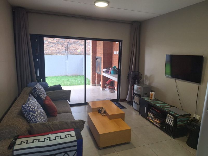 Modern Living in a Secure Estate — Stylish 2-Bedroom Home - Photo 8