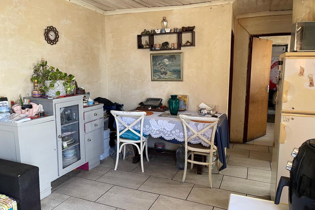 The Right Price At The Right Time - Photo 5