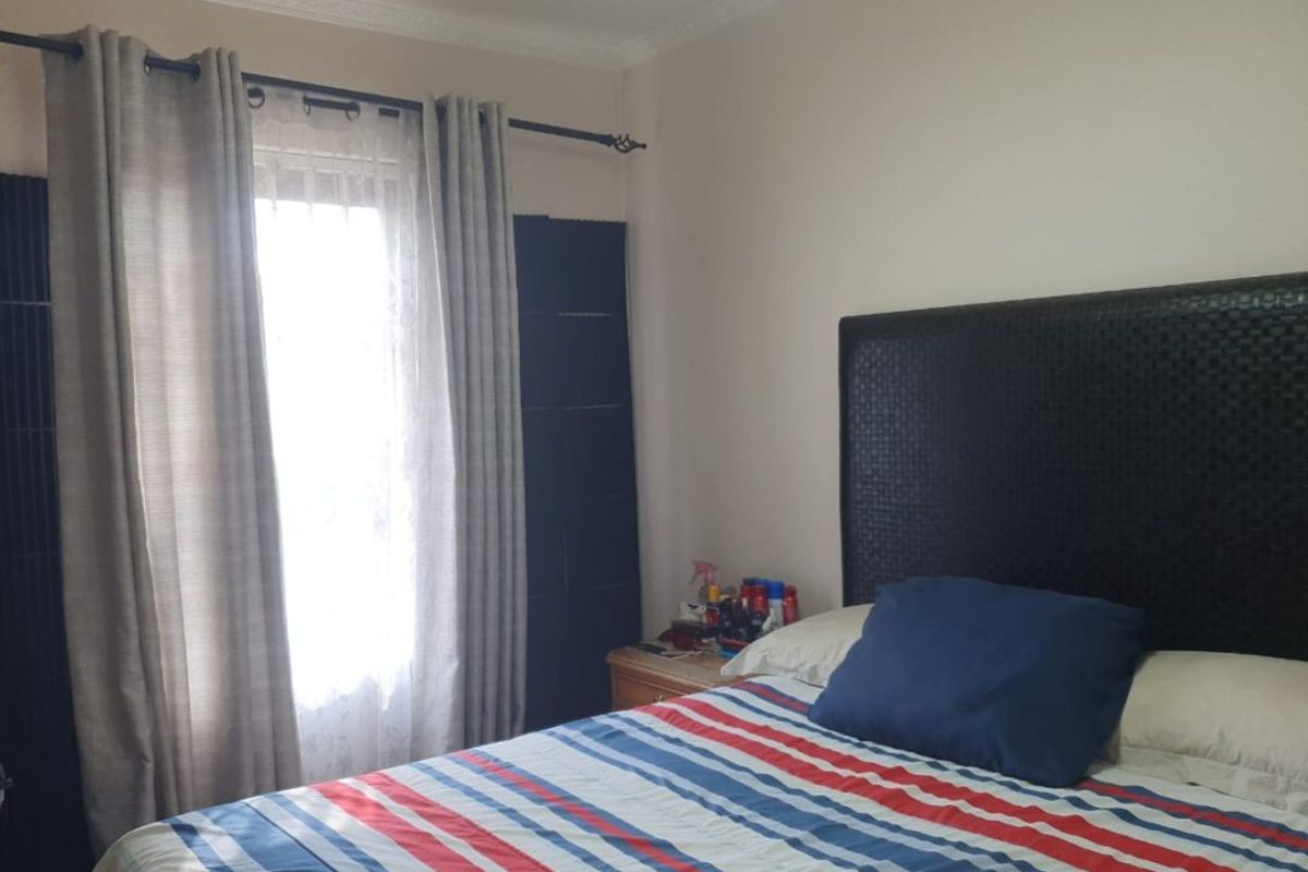 Charming 2-Bedroom Townhouse in Secure Boomed Area – Perfect for Comfortable Living! - Photo 2