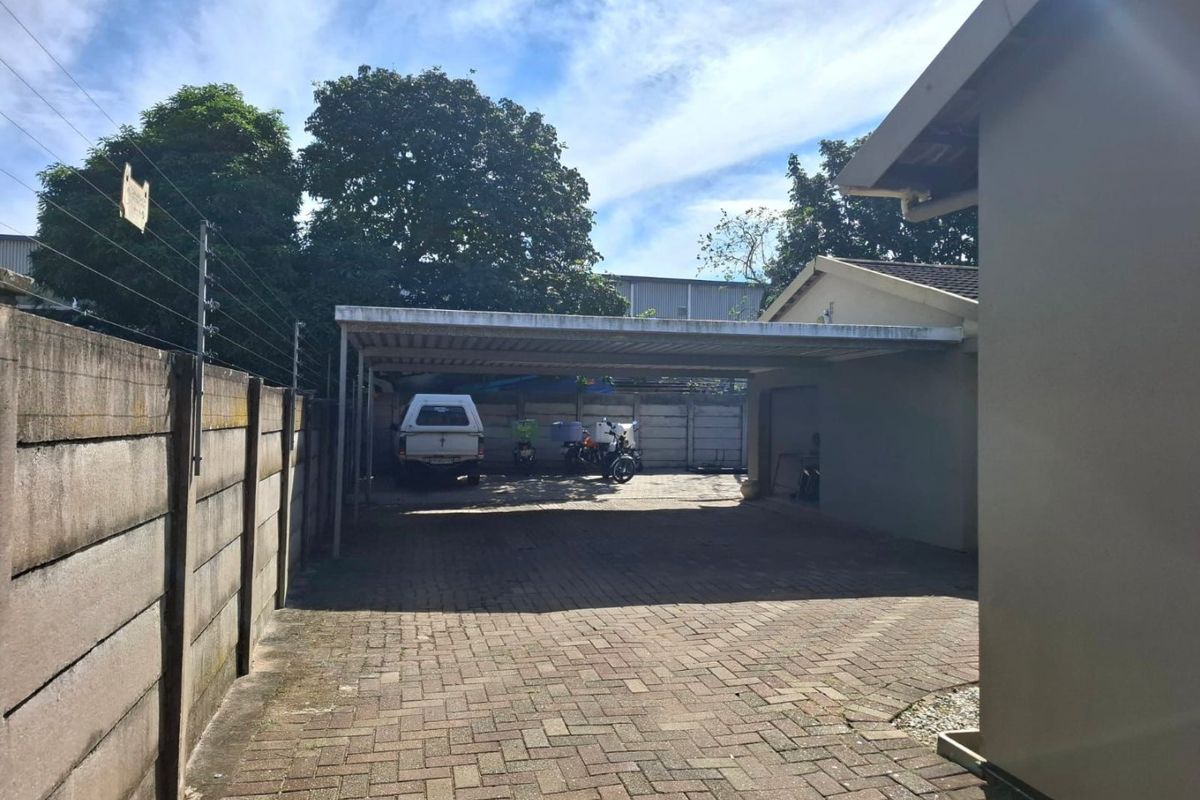 Prime Avoca 200 m2 Office Space with 860 m2 yard - Photo 4