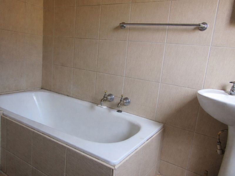 House for sale in Ipelegeng, Thabazimbi  - Photo 7